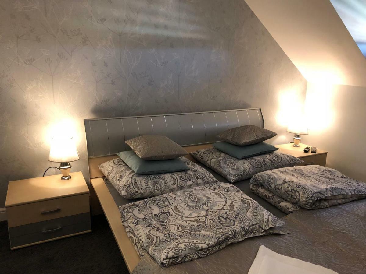 Family & Business Elegant Apartments Ul Warszawska - 2 Bedroom, Balcony, Parking Kielce Eksteriør bilde