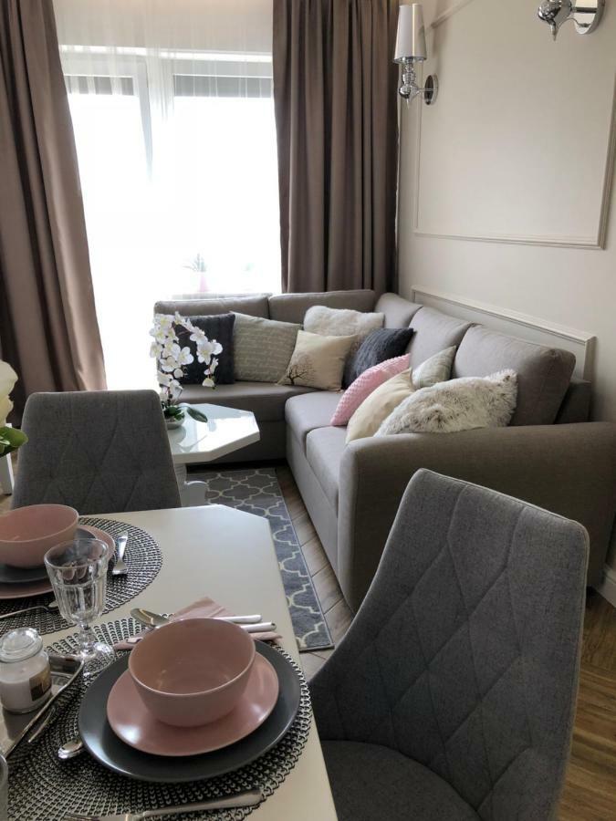 Family & Business Elegant Apartments Ul Warszawska - 2 Bedroom, Balcony, Parking Kielce Eksteriør bilde