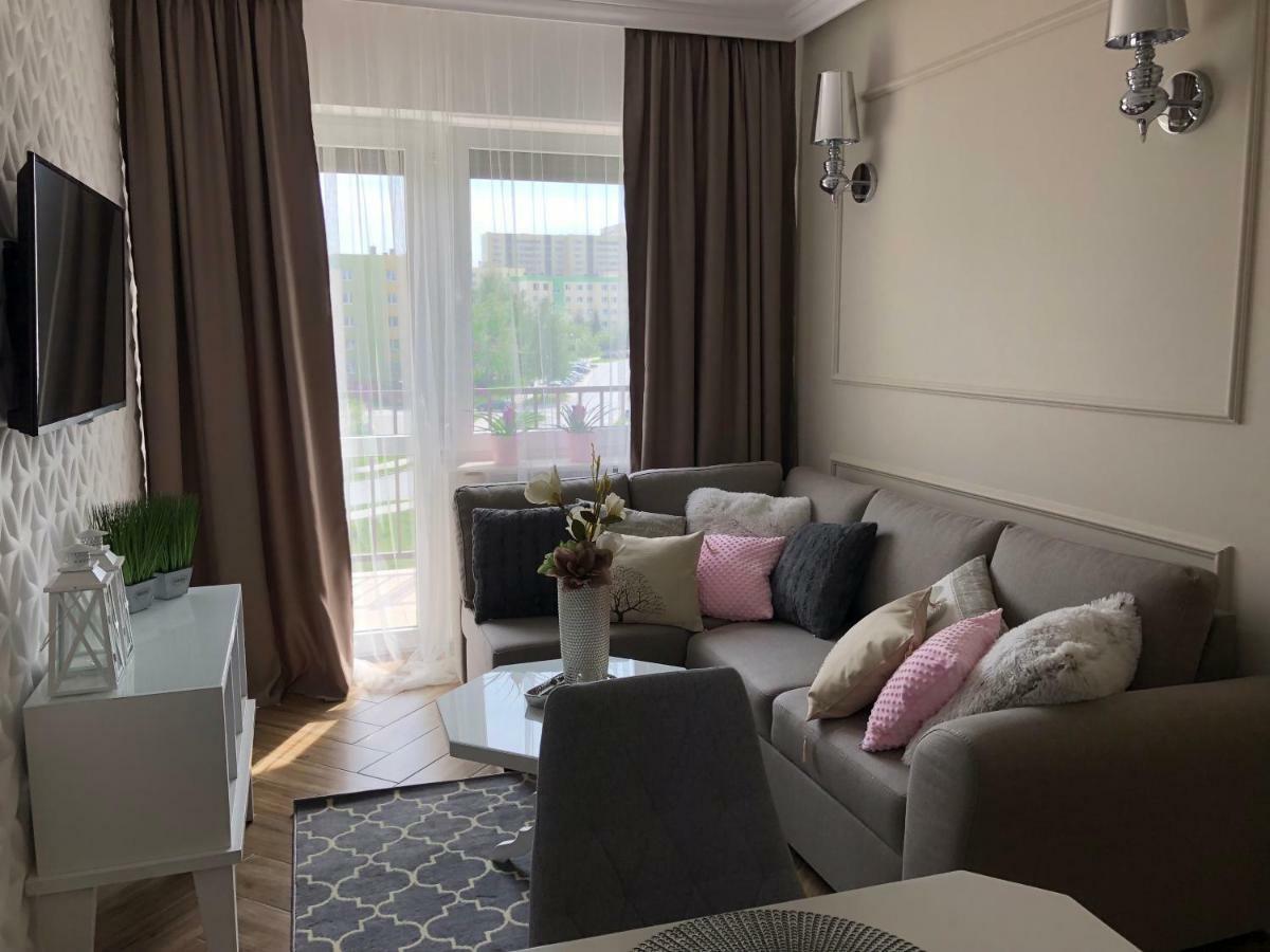 Family & Business Elegant Apartments Ul Warszawska - 2 Bedroom, Balcony, Parking Kielce Eksteriør bilde