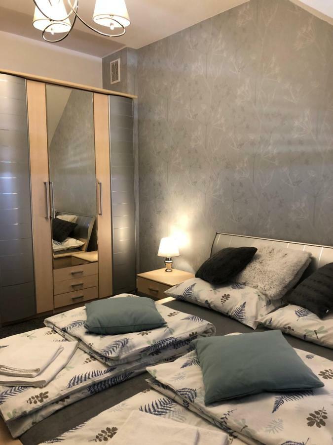 Family & Business Elegant Apartments Ul Warszawska - 2 Bedroom, Balcony, Parking Kielce Eksteriør bilde