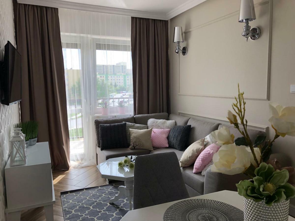Family & Business Elegant Apartments Ul Warszawska - 2 Bedroom, Balcony, Parking Kielce Eksteriør bilde